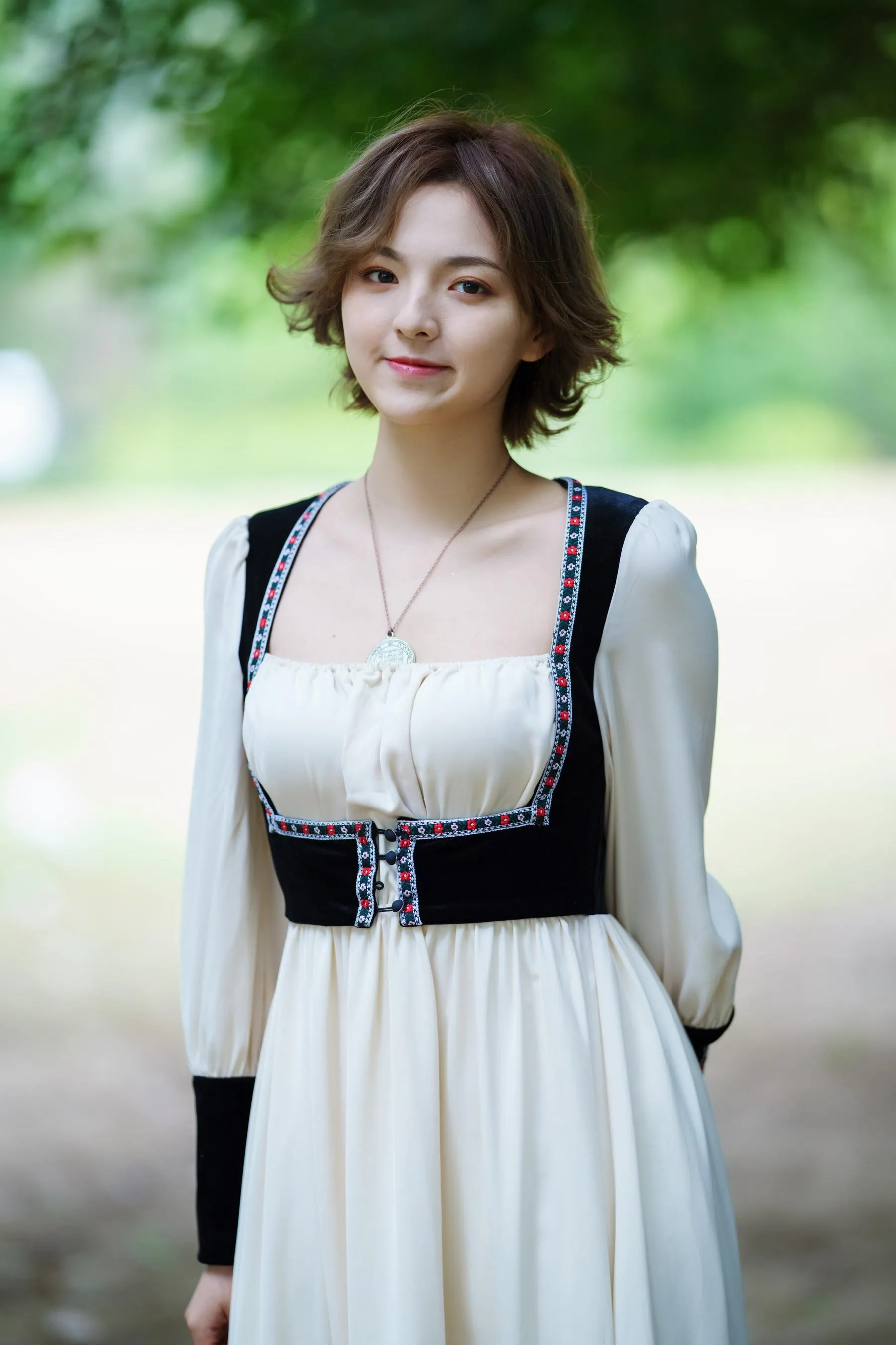 [YITUYU艺图语]2022.02.13 爱笑的哈萨克族少女 dudu [28P]插图
